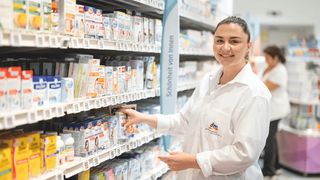Deutsche Drogerieketten stürmen den Apotheken-Markt. Noch in diesem Jahr will dm mit dem Versand von Medikamenten aus Tschechien starten. (Bild: dm)