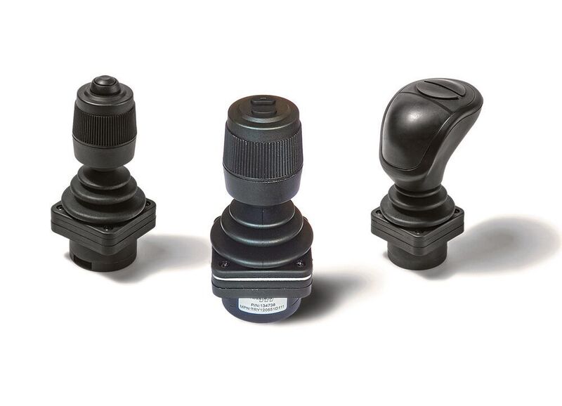 Megatron erweitert seine Joystick-Reihe um die Fingerjoystickserie TRY120. Diese Serie stellt einen Sonderfall im Sortiment von Megatron dar, denn sie ist ähnlich robust gebaut wie Handjoysticks und daher für Anwendungen geeignet, wo ansonsten bereits Heavy-Duty-Joysticks zum Einsatz kommen müssen. (Megatron)