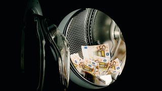 Software überführt regelmäßig Finanzbetrüger und Geldwäscher. (unBUNT - stock.adobe.com)