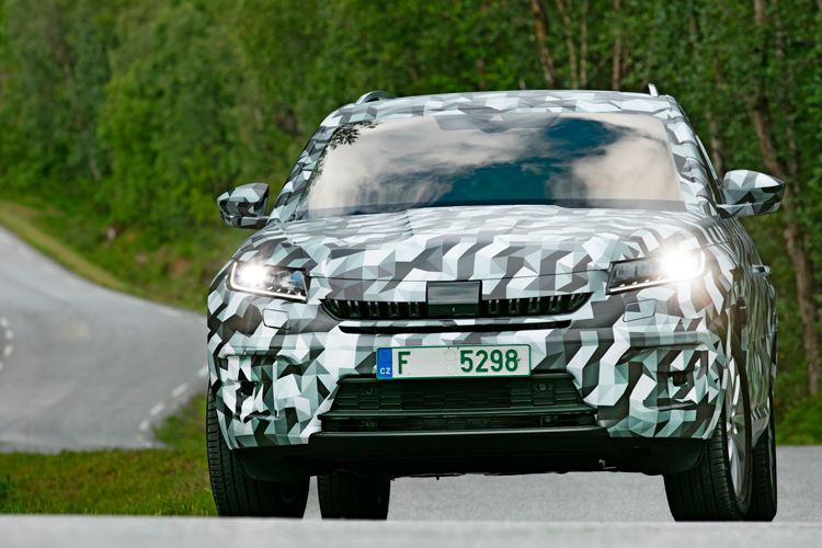 Noch ist er nur getarnt unterwegs: der Skoda Kodiaq. (Skoda)