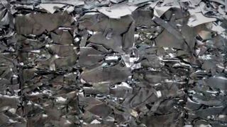 Fester Verbund! Um die Bedeutung des Leichtmetalls Aluminium fü die Gesellschaft klarer zu machen, hat sich der Gesamtverband der Aluminiumindustrie (GDA) jetzt in Aluminium Deutschland (AD) umgetauft. (P. Kluse)