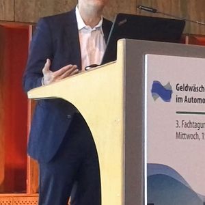 (Baeuchle/»kfz-betrieb«)