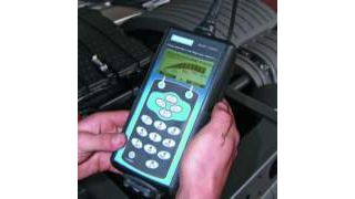 Das Testverfahren des EXP-1000HD ermöglicht, den Zustand von häufig entladenen
24-V-Doppel-
batteriesystemen zu ermitteln. (Archiv: Vogel Business Media)