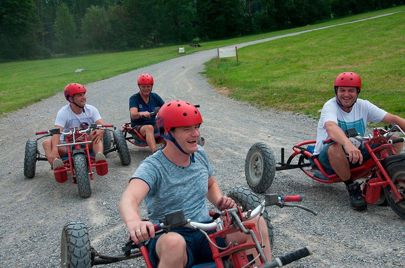 Für viel Spaß sorgte auch ein actionreiches Bullcart-Event. (Eno)