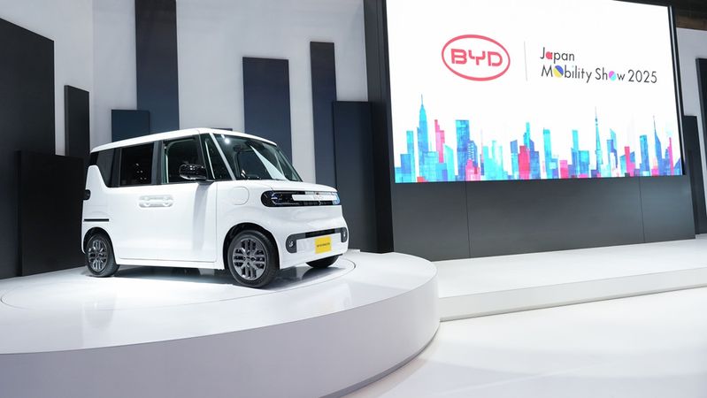 BYD hat kürzlich in Tokio das K-car „RACCO K-EV“ vorgestellt.(Bild:  BYD)