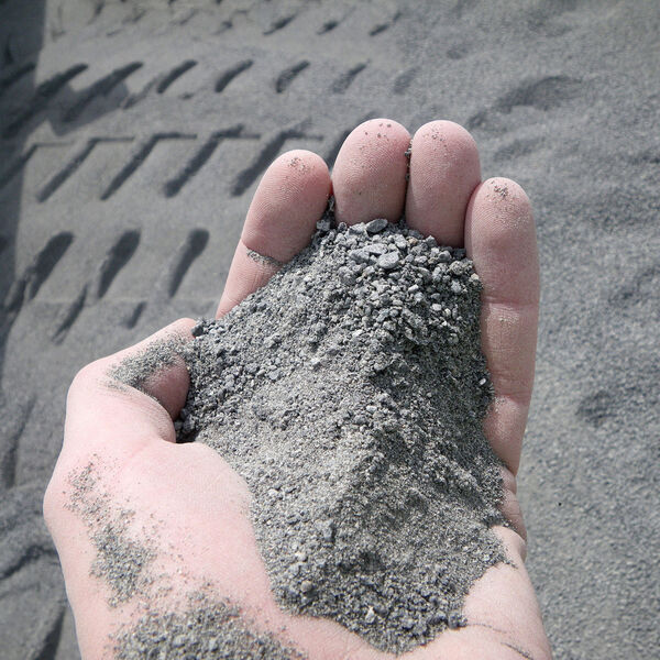 More than twenty years ago Luck Stone Corporation embarked on a sequenced investigation to satisfy demand for a dry asphalt sand product that would avoid the environmental concerns inherent in wet systems. The solution also led them to applications for the production of their own design for dry engineered concrete sand. (Picture: Metso Minerals)