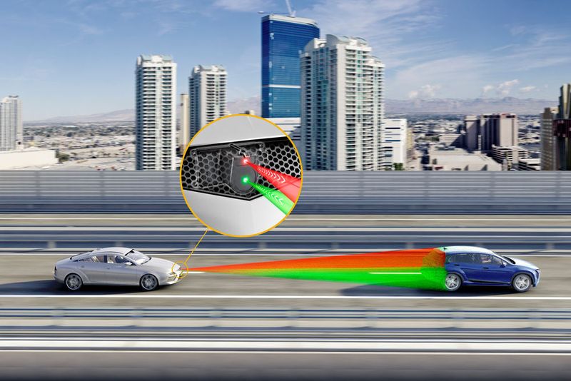 Der Sensor besteht aus einem Pulslaser als Sendequelle und einem hoch integrierten Empfangschip. (Continental)