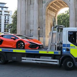 Dieser Lamborghini Revuelto fährt erst einmal nicht mehr.(Bild:  Metropolitan Police London)