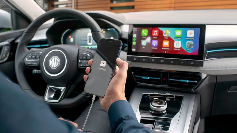 Natürlich lässt sich das Auto mit mobilen Endgeräten koppeln. (Bild: MG Europe)