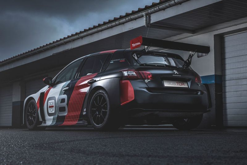 Der Peugeot 308 TCR kostet rund 130.000 Euro. (Bild: Peugeot Sport)