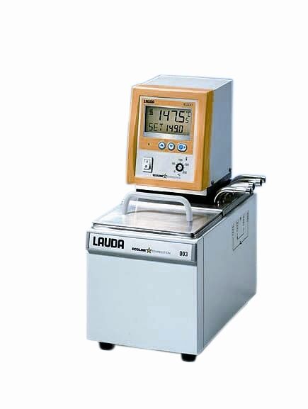 6a Für die präzise Temperaturführung im Mikroskop-Inkubator sorgt der Lauda-Ecoline-Thermostat E 203. (Archiv: Vogel Business Media)