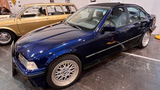 Gute BMW E36 sind inzwischen gesucht, vor allem solche mit Reihensechszylinder. Besonders rar: Die Cabrio-Limousine von Baur. (Bild: autodrom)