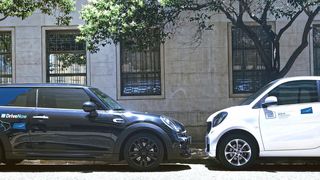 BMW und Daimler bündeln ihre Aktivitäten bei den Mobilitätsdienstleistungen. (BMW)