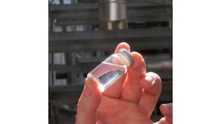 Die beiden Dreikohlenstoffverbindungen (C3) Aceton und Isopropanol repräsentieren in etablierten Märkten Milliarden von Dollar. (Global Bioenergies)