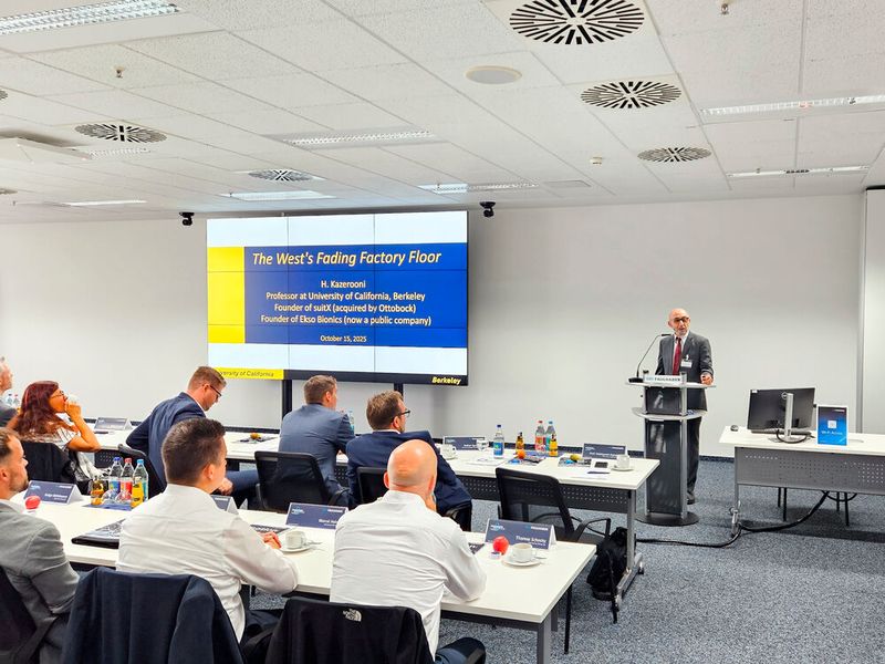 Dr. Homayoon Kazerooni, Professor of Mechanical Engineering an der Berkley Universität in Kalifornien: «Wir sollten nicht ständig versuchen, die Vergangenheit wieder herzustellen, sondern etwas Neues schaffen, eine Art hyper-effiziente Fertigungs-Basis. Wir haben zwar wenige Fachkräfte, aber wir haben humanoide Roboter.»   (Bild: Faulhaber)