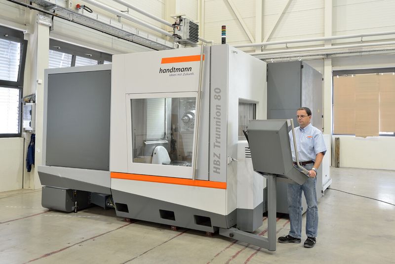 Die Horizontalbearbeitungszentrum HBZ Trunnion 80 wird in diesem Jahr durch zwei größere Modelle ergänzt. (Bild: Handtmann)