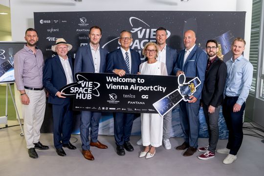 Feierliche wurde die Space Factory im ESA Phi-Lab Austria eröffnet. (Bild:  Flughafen Wien)