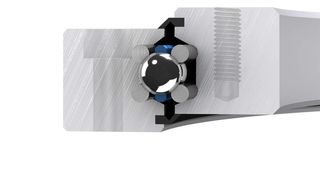 Klassisches Franke Lagerelement integriert in eine Drehverbindung: Das 4-Punkt-Lagerelement übernimmt die anfallenden Lasten. Die umschließende Konstruktion ist in Form und Werkstoffwahl frei definierbar.  Bilder: Franke (Archiv: Vogel Business Media)