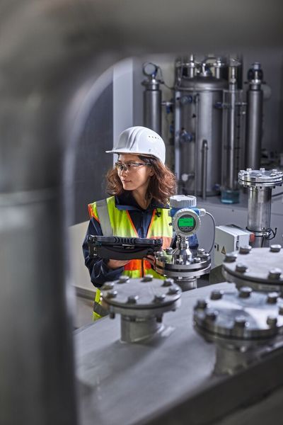 Digitalisierung und Beratung in der Prozessindustrie sichern nachhaltige Wettbewerbsfähigkeit. (Bild: Endress+Hauser)