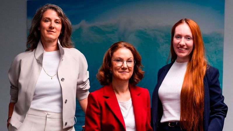 (V. l.) Sandra Prusakow, Cornelia Kühling und Kimberly Stocker ergänzen das Führungsteam der Nobix Group.(Bild:  Nobix/Ludmilla Parsyak)