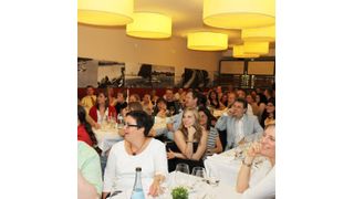 Gemeinsam feierten die Mitarbeiter von Promega im Mai ihr 15-jähriges Firmenjubiläum im Strandbad in Mannheim. (Bild: Promega)