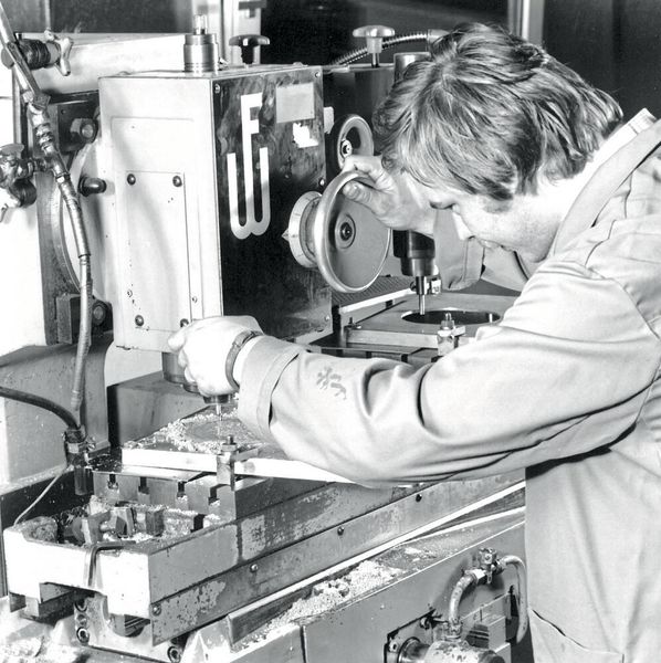 Schon in den 1970er Jahren bearbeitete Rose seine Gehäuse nach den Vorgaben der Kunden. (Rose Systemtechnik)