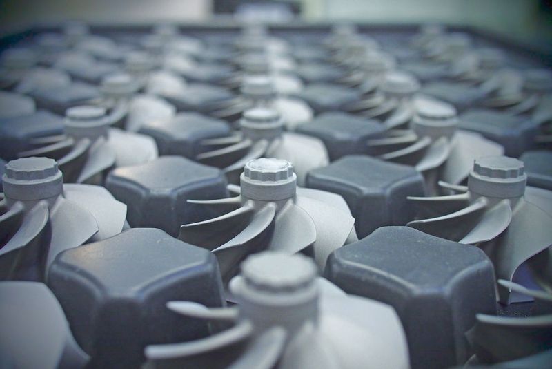 Ein Abgasturbolader besteht aus einer Frischluftseite (dem Verdichter) und einer Abgasseite (der Turbine). Das Kompressorgehäuse bildet zusammen mit dem Verdichterrad (im Bild) den Verdichter. (IHI Charging Systems International)