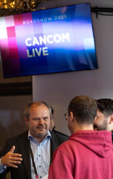 Auf der Ausstellungsfläche präsentierten die Cancom-Partner ihre Lösungen. (Bild: Cancom)