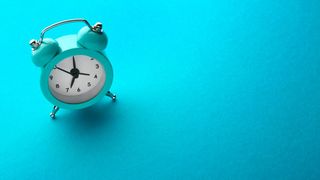 Bei Planungs- und Genehmigungsverfahren brauchen Antragsteller in Deutschland ftmas vor allem Eins: Zeit. (© pixelshot – via Canva.com)