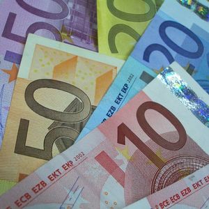 Für ein effizientes Mahnwesen ist es unerlässlich, den zahlungssäumigen Kunden unmittelbar nach Ablauf der Zahlungsfrist anzumahnen.