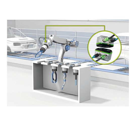 Werkzeugwechsel bei einem Industrieroboter: Hohe Steckzyklen reduzieren die Lebensdauer von Steckverbindern, weil die Kontakte dabei verschmutzen, abbrennen oder sich verbiegen. (Bild:  Phoenix Contact)