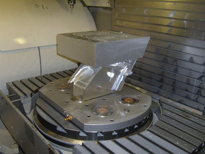 Auch bei Wärmefluss, Verdrehung oder hoher Fertigungstoleranz gewährleistet der zentrale Nullpunkt laut Hersteller eine Wiederholgenauigkeit von < 5 µm. (Archiv: Vogel Business Media)