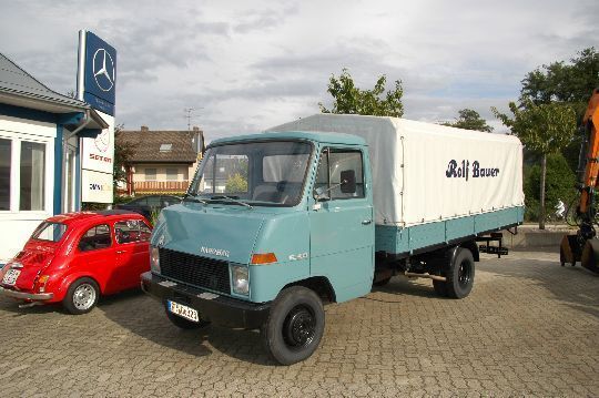 Den Hanomag-Lkw hat das Unternehmen Bauer von einem Kunden zurückgekauft und nutzt ihn jetzt zu Showzwecken. (Archiv: Vogel Business Media)