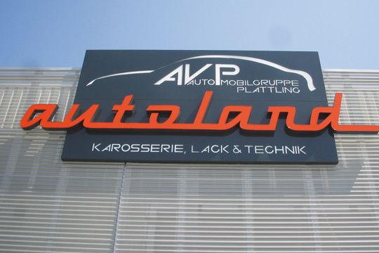 Jüngster Coup der AVP-Gruppe: das Ende Juni 2008 ans Netz gegangene AVP Autoland. (Archiv: Vogel Business Media)
