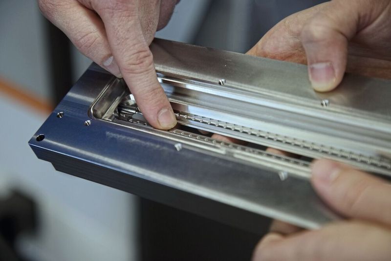 Im Bild ein Bauteil aus Chrom-Nickel-Stahl, das den im Beitrag beschriebenen Bauteilen fertigungstechnisch bedingt ähnlich ist. (Bild: Matthias Böhm)