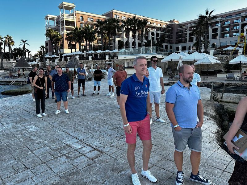 Andreas Luft und Sascha Morbitzer (r., bluechip) sind neugierig, wohin das Boot gleich hinfährt. (Bild: Vogel IT-Medien )