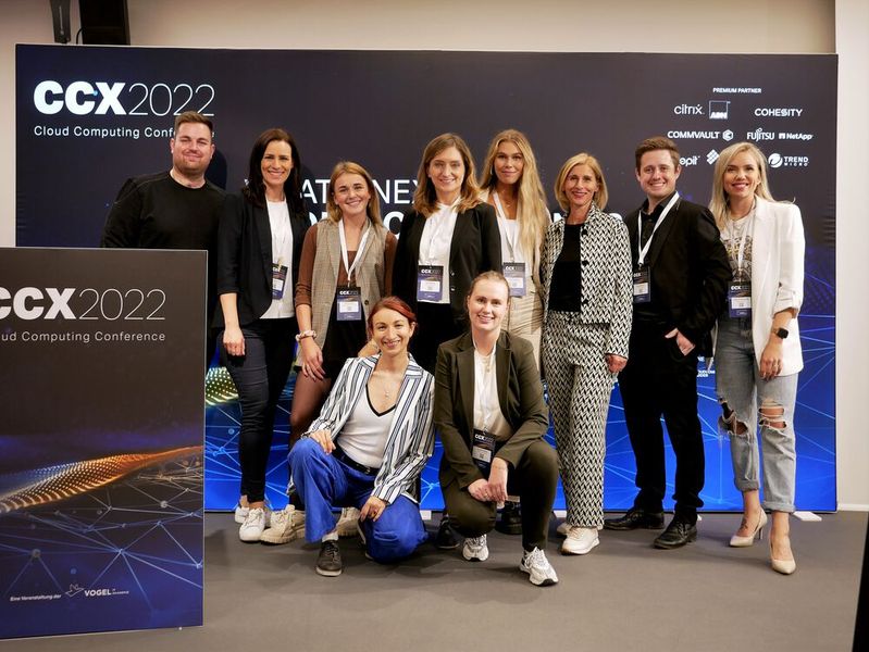 Das Team der Vogel IT-Akademie stemmt seit geraumer Zeit einige Veranstaltungen in Hybrid-Manier, also vor Ort mit zusätzlicher Streaming-Option. (Bild: Vogel IT-Medien)