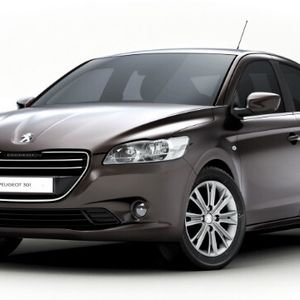 Peugeot führt mit dem Modell „301“ ein neues und eigenständiges Modell ein.