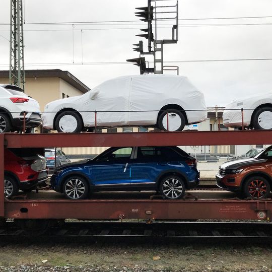 Volkswagen wurde im ersten Quartal 2020 gut zwei Millionen Fahrzeuge los.(Bild:  Seyerlein / »kfz-betrieb«)