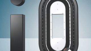 Das lineare Transport System XTS von Beckhoff ermöglicht individuellen Produkttransport mit kontinuierlichem Materialfluss. Durch das geringe Bauvolumen kann die Energieeffizienz gesteigert und die Größe einer Maschine deutlich reduziert werden. (Bild: Beckhoff)