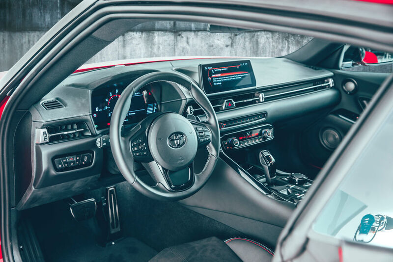 Im Innenraum ist der Supra eindeutig ein BMW. (Toyota)