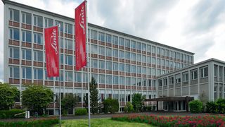 Mit dem Bezug des komplett modernisierten Headquarters schafft Linde Material Handling eine völlig neue Arbeitswelt für die Mitarbeiter. (Linde-MH)