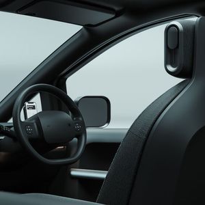 Der Innenraum ist funktional und praktisch eingerichtet.(Arrival)