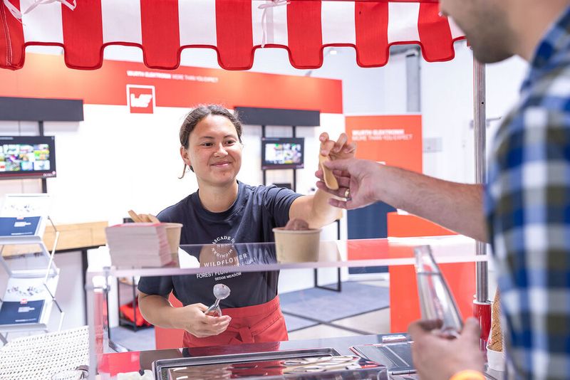 16. Anwenderkongress Steckverbinder: Der erste Steckverbinder-Tag am 5. Juli 2022 fokussierte neue Technologien und Trends wie den intelligenten Steckverbinder und KI in der Qualitätskontrolle, die additive Serienfertigung von Steckverbinder, DC-Verbindungstechnik, modulare Steckverbinder sowie messtechnische Verfahren. (Bild: Elektronikpraxis)