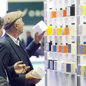 Die Sonderschau "Plastics shape the future" zeigt auf, wie Kunststoffe die Zukunft nachhaltig gestalten können, welche Entwicklungen heute bereits Gestalt annehmen und welche Visionen die Chance haben, morgen umgesetzt zu werden.