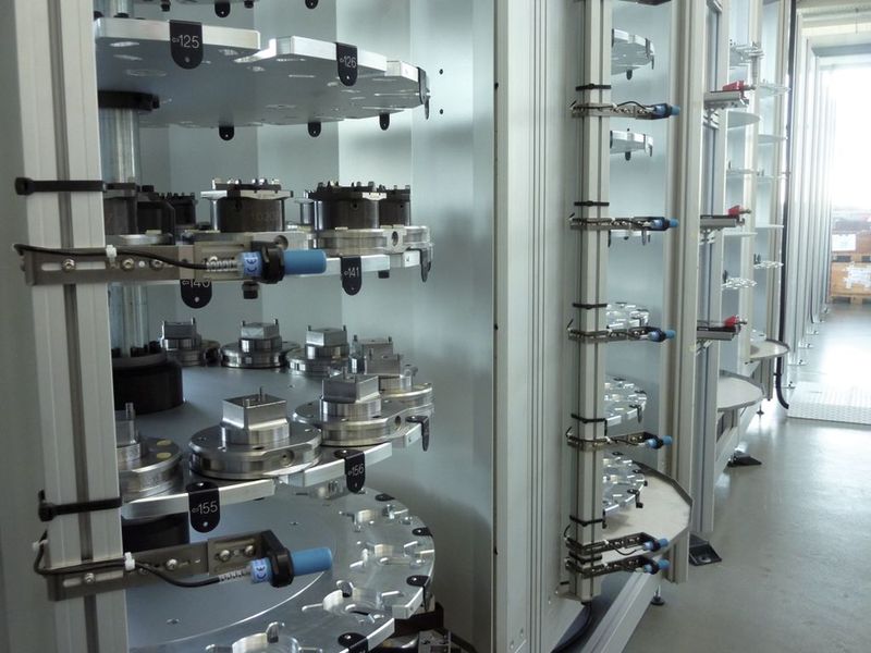 Die Erowa AG bietet ein vollständiges Sortiment von Spannsystemen über Automationsgeräte bis hin zu Prozess-Steuerungssoftware für die gesamte spanabhebende Metallindustrie.  (Bild: Oest)