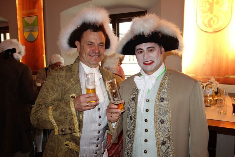 (l.) Manfred Kamp, Hammer, schaut noch etwas blass neben Martin Schönemann, ALSO, aus. (Bild: IT-BUSINESS)