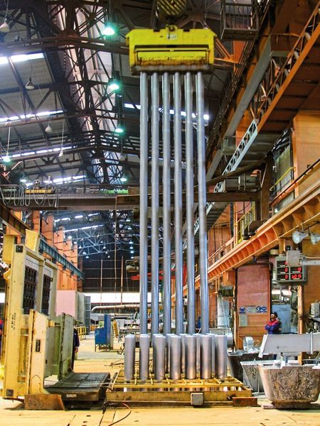 Aluminiumbolzen (Stranggussprofile), die im Werk eines Wagstaff-Kunden hergestellt werden. (TDM Systems)