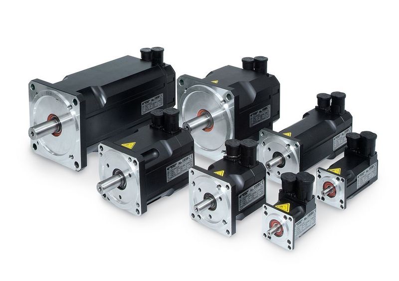 Zwei Reihen von Synchronservomotoren decken bei Bonfiglioli den Bereich der dynamischen Aktoren ab. Daneben findet sich eine durchgängige Asynchronmotoren. Alle Motoren sind in das Baukastensystem integriert und mit den verschiedenen Getriebetypen des italienischen Antriebsspezialisten kombinierbar (Archiv: Vogel Business Media)