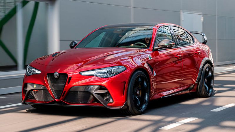 Die Sonderserie von Giulia-GTA-Limousinen von Alfa Romeo ist auf 500 Einheiten limitiert.(Bild:  Aldo Ferrero Photographer Torino Italy/ Alfa Romeo)